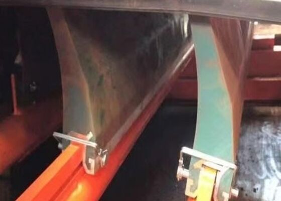 Conveyor Belt Cleaning System PU Scraper Corrosion Resistant Industrial Conveyor Cleaner