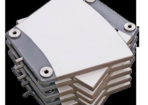 Ceramic Filter Plate High Cleanability Easy Backwashing Industrial Filter Plate