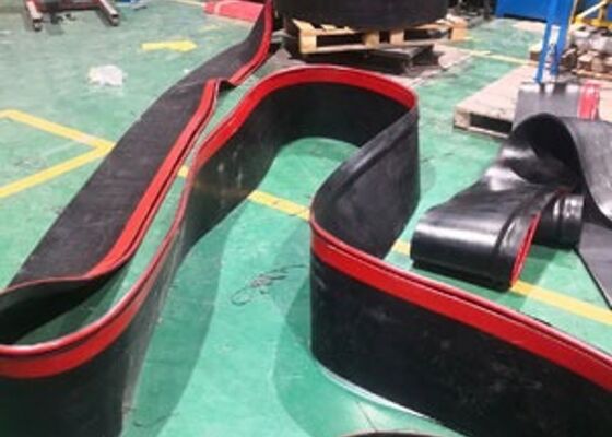 Уретановый конвейерный ремень Скирт-ролл длиной 15 метров Дополнительные принадлежности конвейера для горной промышленности