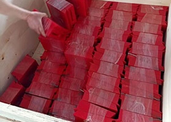Лезвие скребка конвейерной ленты полиуретана красное ударопрочное, изнашиваемая часть добычи полезных ископаемых